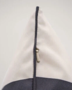 Bold Stripe Cushion -Cheap Gant Store time 1667304361 202301 853101701 433 detail fv 2