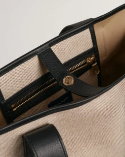 Mid-Sized Canvas Tote 11 Mid-Sized Canvas Tote -Cheap Gant Store time 1674482133 202301 4970104 5 detail fv 1