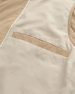 Quilted Windcheater Vest 9 Quilted Windcheater Vest -Cheap Gant Store time 1679922616 202302 7006341 277 detail fv 3