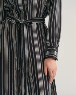 Striped A-Line Shirt Dress 12 Striped A-Line Shirt Dress -Cheap Gant Store time 1680000606 202302 4503293 019 crmodel fv 1