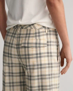 Low Rise Straight Leg Checked Pants -Cheap Gant Store time 1680011123 202302 4150269 116 crmodel fv 1