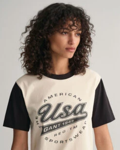 Logo Color Block T-Shirt 9 Logo Color Block T-Shirt -Cheap Gant Store time 1680011425 202302 4200269 116 crmodel fv 1