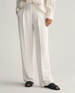 Relaxed Fit Pleated Pants -Cheap Gant Store time 1680011431 202302 4150267 110 crmodel fv 1