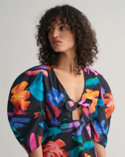 Floral Print Volume Sleeve Blouse -Cheap Gant Store time 1680011742 202302 4300222 019 crmodel fv 1