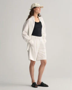 Relaxed Fit Pleated Shorts -Cheap Gant Store time 1680176410 202302 4020084 110 look fv 1