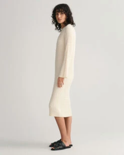 Cable Knit Crew Neck Dress -Cheap Gant Store time 1680177110 202302 4502065 130 crmodel fv 1