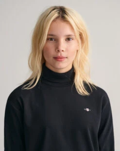 Teens Shield Turtleneck Long Sleeve Top -Cheap Gant Store time 1680178825 202302 905230 005 crmodel fv 1