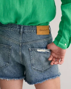 Raw Hem Jean Shorts -Cheap Gant Store time 1680181836 202302 205063 981 crmodel fv 3