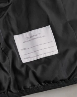 Kids Shield Light Padded Jacket 9 Kids Shield Light Padded Jacket -Cheap Gant Store time 1680724811 202302 870265 005 detail fv 2