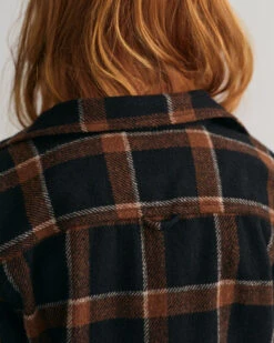 Teens Shield Checked Overshirt -Cheap Gant Store time 1681764619 202302 930473 005 crmodel fv 3